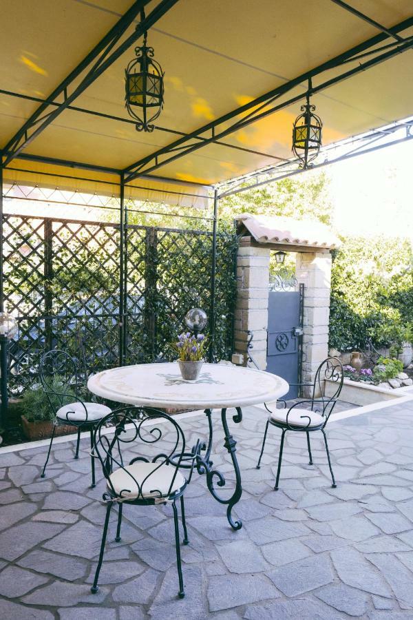 B&B Fontanelle Romane Εξωτερικό φωτογραφία